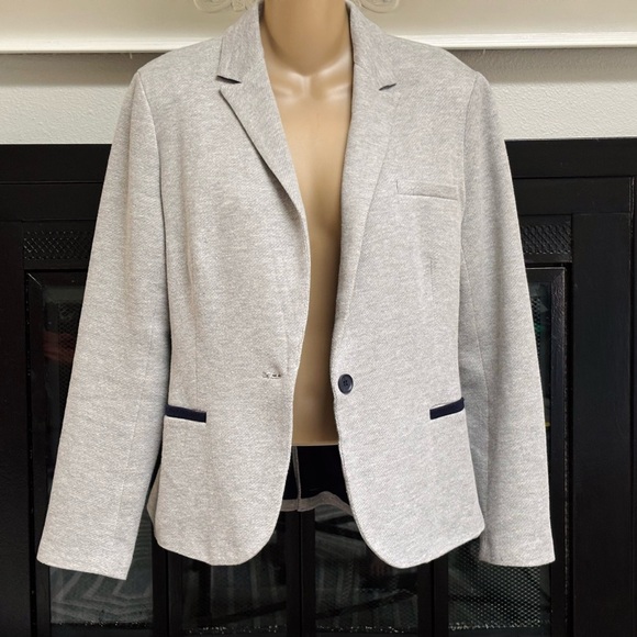 Olivia Moon Gray Blazer W  Navy Buttons & Elbow patches.
Size: SM - Picture 12 of 16